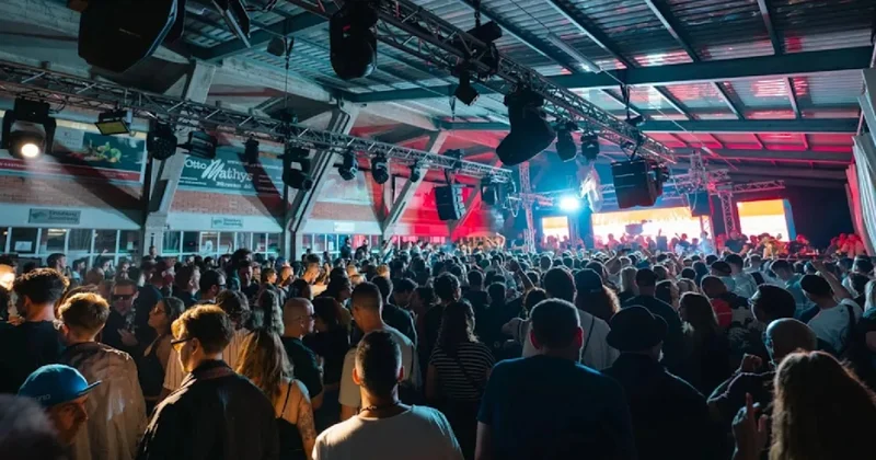 İsveçrədə musiqi festivalında silahlı insident baş verib, xəsarət alanlar var