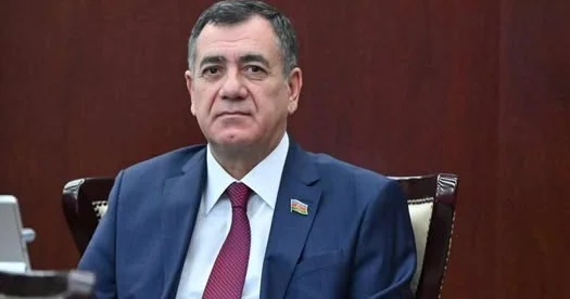 Zaman zaman Prezidentin yaxın ətrafından kimlərsə müxtəlif motivlərlə təxribatlara qoşulub