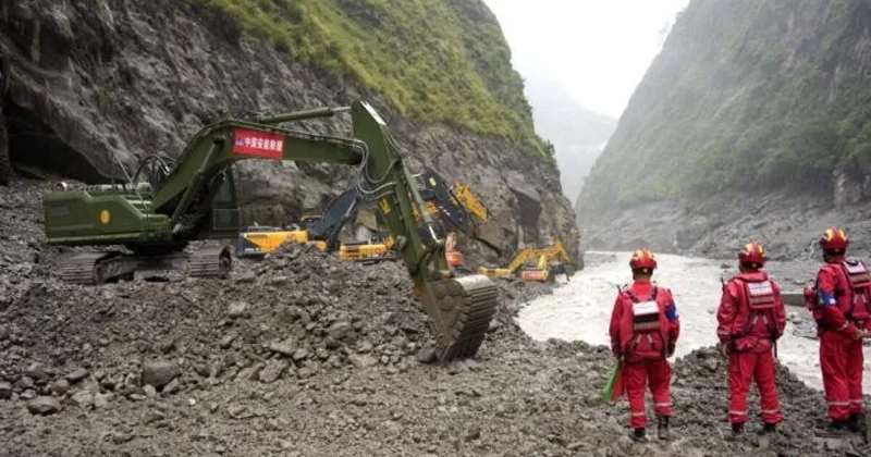 Tibetdə 261 əcnəbi itkin düşüb