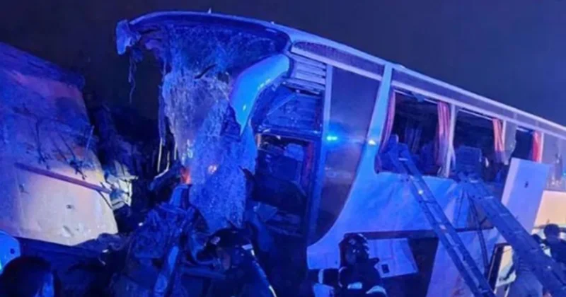 Gürcüstan Moskva marşrut avtobusu qəzaya uğrayıb, 5 nəfər ölüb, 38 nəfər xəsarət alıb