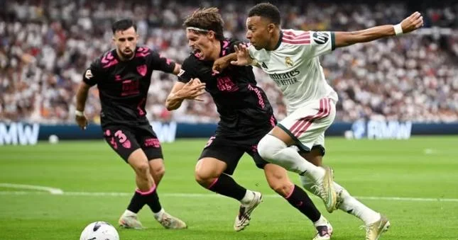“Real” “Malaqa”nı darmadağın etdi