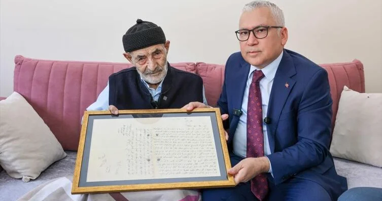 113 il gecikən Vətən həsrəti: Əsir əsgərlərin məktubları nəvələrinə çatdırıldı (Foto)