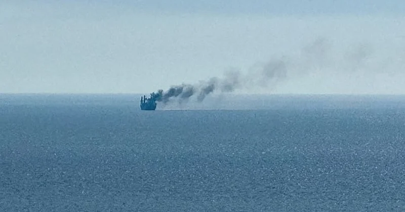 Oman sahillərində daha bir tanker mərmi atəşinə məruz qalıb