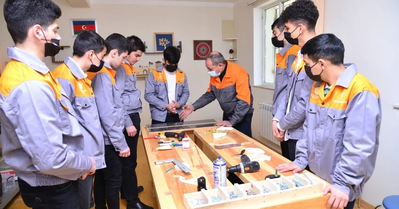 Peşə Təhsili üzrə Dövlət Agentliyinin strukturuna daxil olmayan təhsil müəssisələrinin siyahısı genişləndirilib