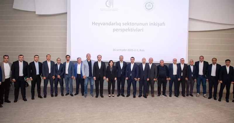 Məcnun Məmmədov iclas keçirdi Bəzi məsələlər müzakirə edildi
