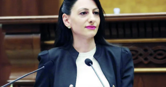 Manasyanın subliminal, “Armenpress”in açıq mesajı