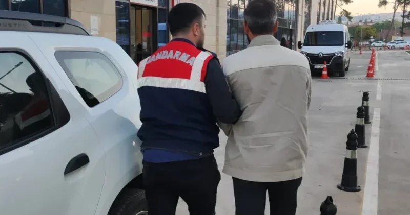 İzmirdə FETÖ nün gizli hərbi strukturuna qarşı əməliyyat: