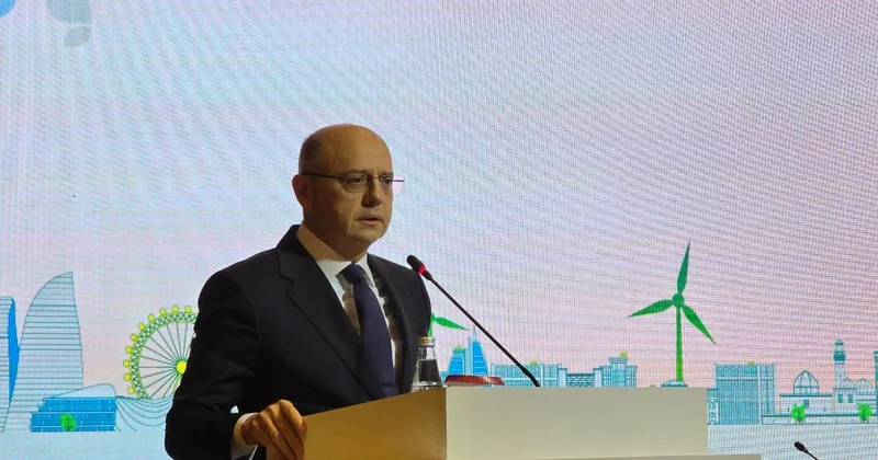 Для достижения климатических целей к 2030 году необходимо утроить мощности ВИЭ Парвиз Шахбазов