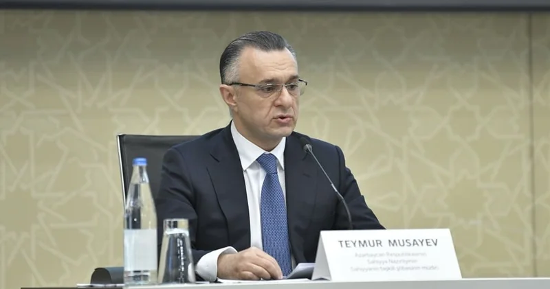 Nazir qalmaqallı prorektoru işdən çıxardı Yerinə sabiq rəis gətirildi