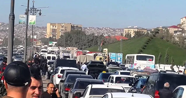 “Şəhərimizdə tıxac problemi faciəvi deyil”