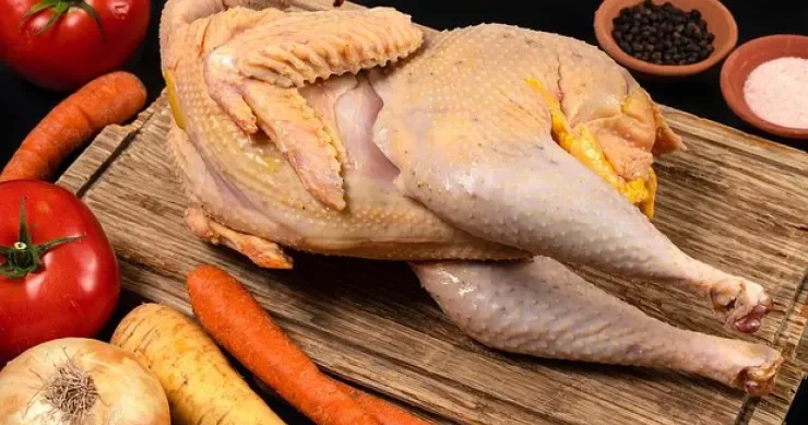 Toyuğun ən faydalı hissəsi açıqlandı