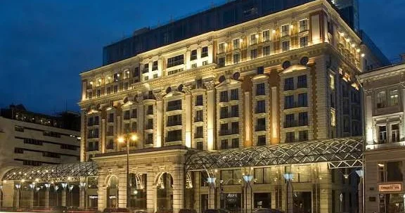 Paşinyanın Moskvada “The Carlton” otelində xərclərini kim ödəyib?