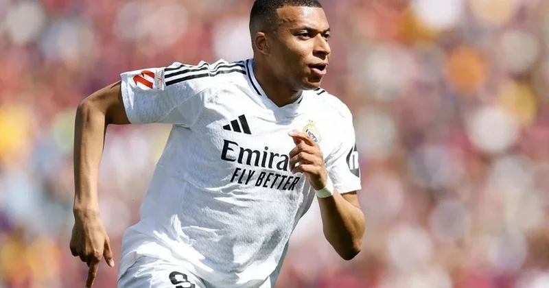 Mbappe Kayrat la oyunu buraxa bilər