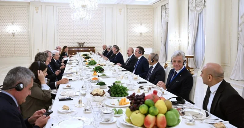 Bakıda onun şərəfinə rəsmi ziyafət verilir