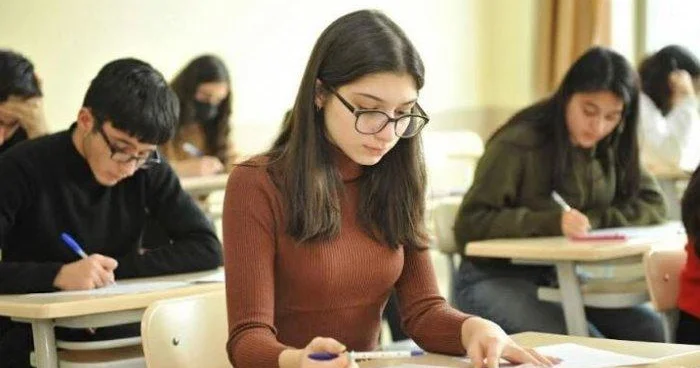 Tələbələr üçün xüsusi kartlar hazırlanmalıdır Elçin Əfəndi
