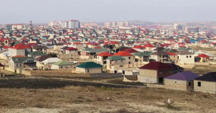 Vətəndaşlar daşınmaz əmlakını qeydiyyata aldıra bilmir Səbəb NƏDİR?