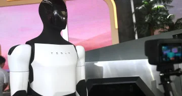 Optimus ABŞ a robot yarışında qalib gəlməyə kömək edə bilərmi?