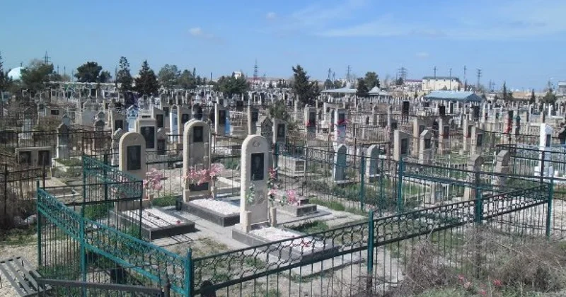 Qəbiristanlıqlar bələdiyyələrə verilməlidir Komitə sədri