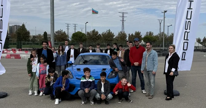 Porsche Azərbaycandan uşaqlarla unudulmaz kartinq günü