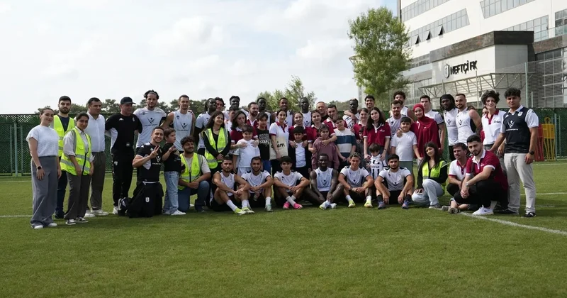 Beynəlxalq Autizm Mərkəzinin şagirdləri “Neftçi”nin qonağı oldu