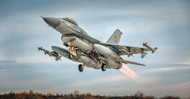 Ukrayna F 16 lar üçün mərmi axtarır Rusiyanın yeni Shahed dronlarını vurmaq çətinləşib