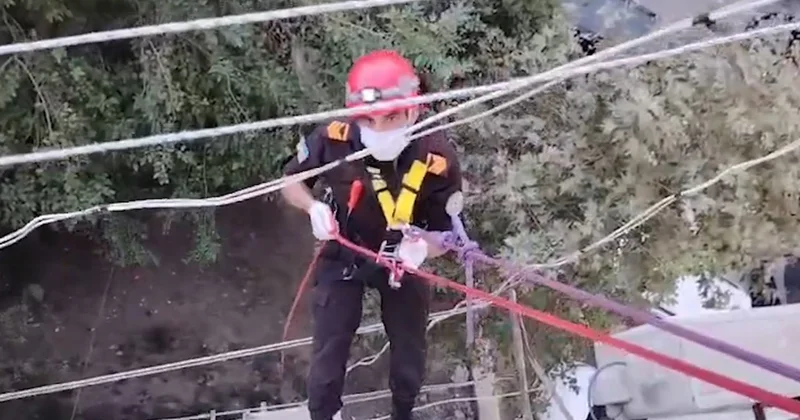 Qapını döydülər, cavab gəlmədi Xilasedicilər çağırıldı Video