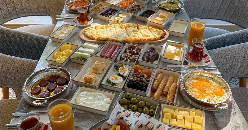 Bakıda səhər yeməyinin ƏSL QİYMƏTİ