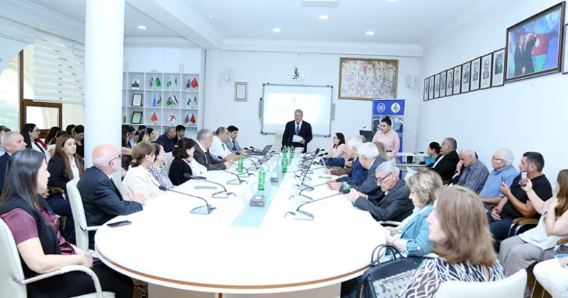 AMEA da rəqəmsal inkişaf: ilk dəfə Ədəbiyyat İnstitutunda yeni sistem tətbiq olunur