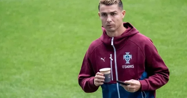 Ronaldo millinin düşərgəsindən belə gedib VİDEO