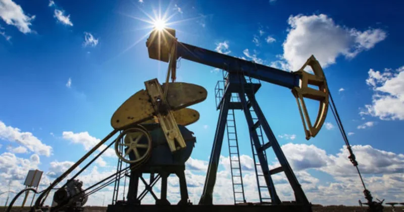 Нефть торгуется разнонаправленно