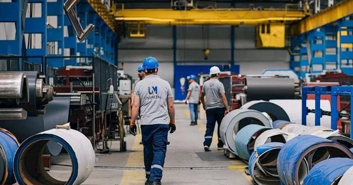 İşçinin əli aparatda qaldı, 3 barmağı amputasiya olundu