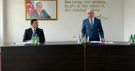İcra başçısı kollektivə təqdim olundu, Prezidentin tapşırıqları ona çatırıldı