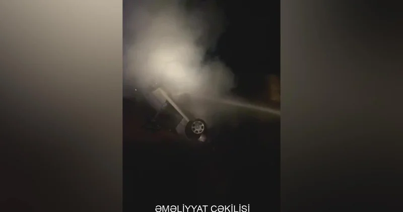 Mercedes загорелся после ДТП в Аляте ВИДЕО