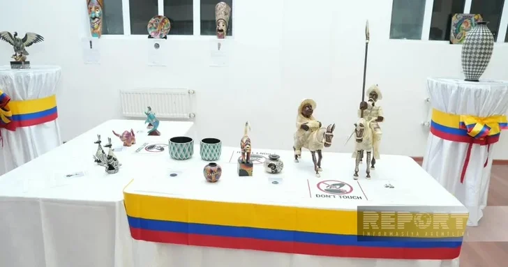 В Баку представили уникальное колумбийское искусство тамо