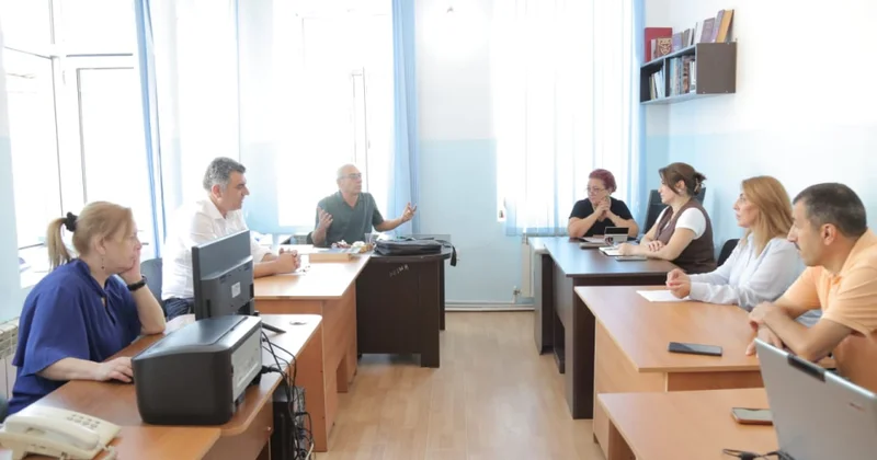Folklor İnstitutunda “Şəki qaraqoyunlularının folklor irsi” mövzusunda elmi seminar təşkil edilib
