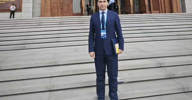 Azərbaycanlı alim Çində beynəlxalq forumda Konfutsinin pedaqoji düşüncələrindən danışıb