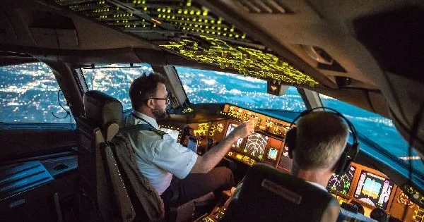 İsrail təyyarəsinin niyə qaçırılma siqnalı verdiyi açıqlandı Pilotlar dalaşıb