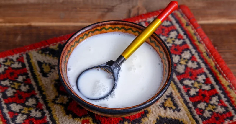 Назван молочный продукт, частично замедляющий набор веса