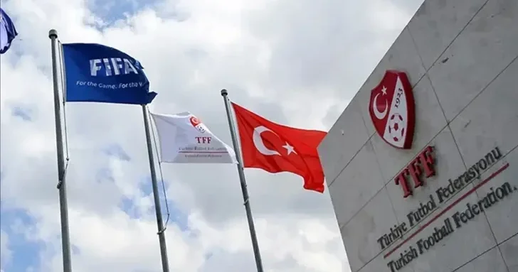 Türkiyə futbolunda mərc skandalı “Trabzonspor”un prezidenti də siyahıda