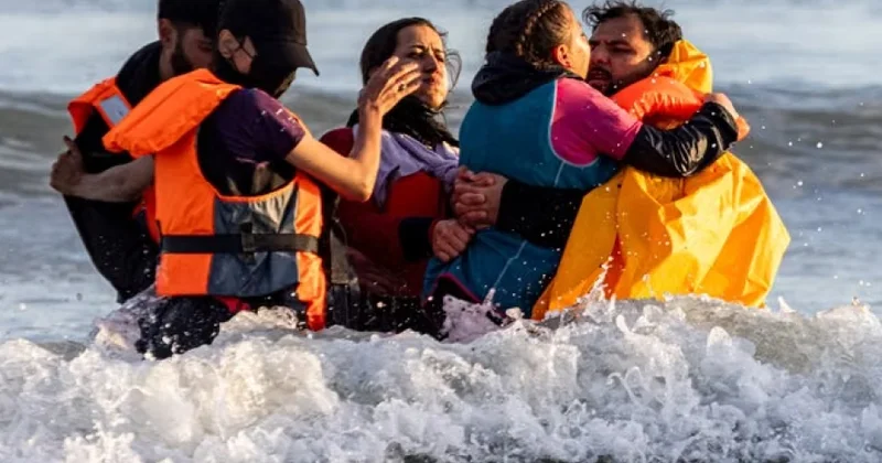 Fransa Böyük Britaniya ilə qeyri qanuni miqrasiya sazişini dayandırır