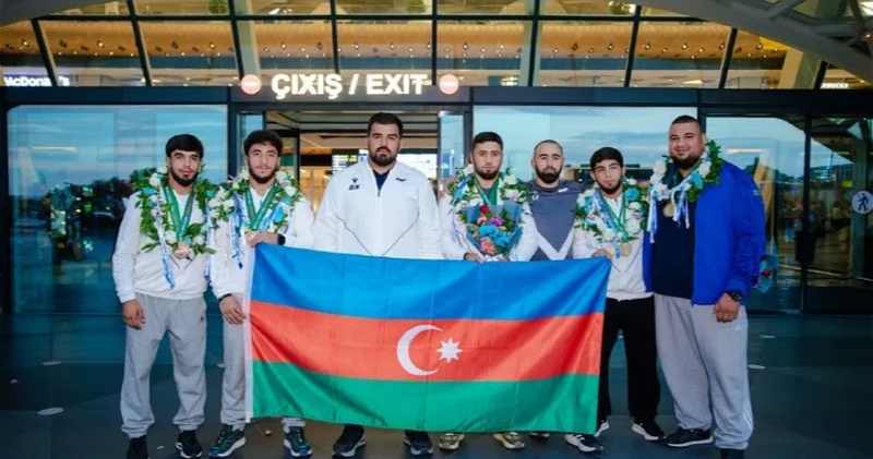 Оян Назариани: В День памяти мы осознавали, что наш люди отдали жизнь за этот флаг