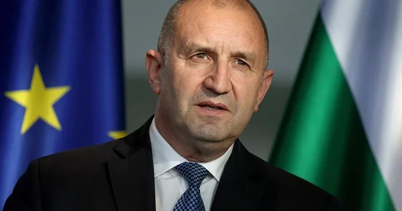 Премьер Болгарии заявил о нехватке систем ПВО для Украины в Европе