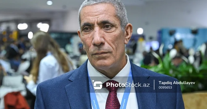 Siyavuş Novruzov qeydiyyatsız evlərin əmlak vergisi problemini qaldırıb