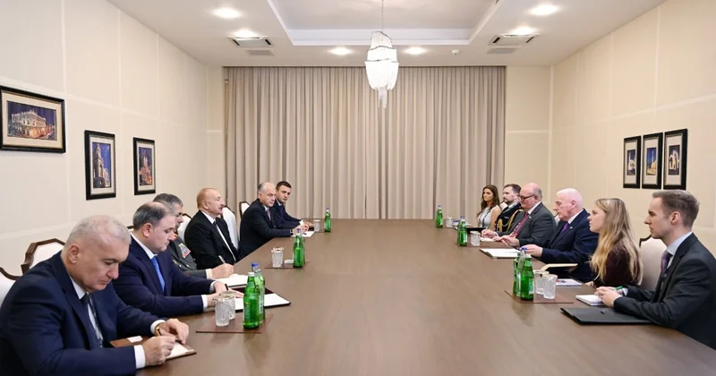 Алиев принял британского министра по вопросам обороны