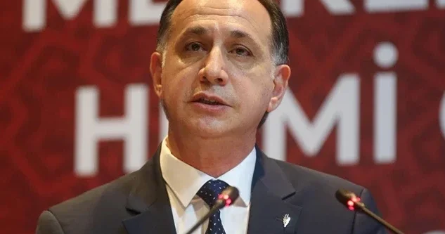 Türkiyə futbolunda hakim qalmaqalı: Mərkəzi Hakimlər Komitəsi bəyanat yayıb