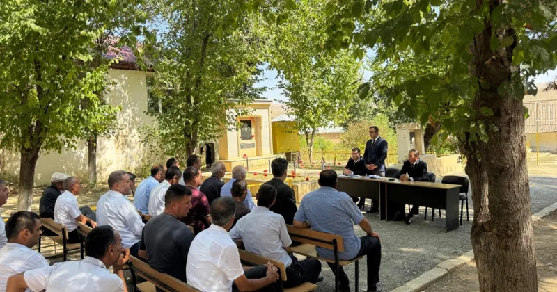 Ağsu və Qobustanda nar istehsalçılarına bağlarda bitki sağlamlığının qorunması yolları izah olunub