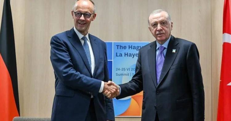 Fridrix Merz Türkiyəyə səfər edib