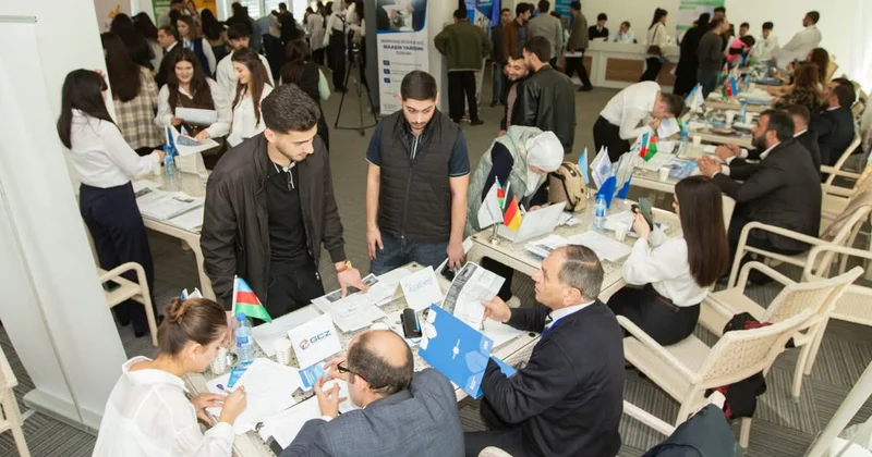 Gəncədə ASAN könüllülərinin ikinci regional karyera sərgisi