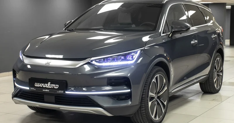 BYD şirkətinin xalis mənfəəti 30% dən çox azalıb: Satışlarda və gəlirdə tənəzzül müşahidə edilir