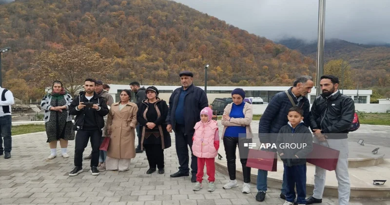 Növbəti köç karvanı Ağdərənin Vəngli kəndinə çatıb YENİLƏNİB FOTO